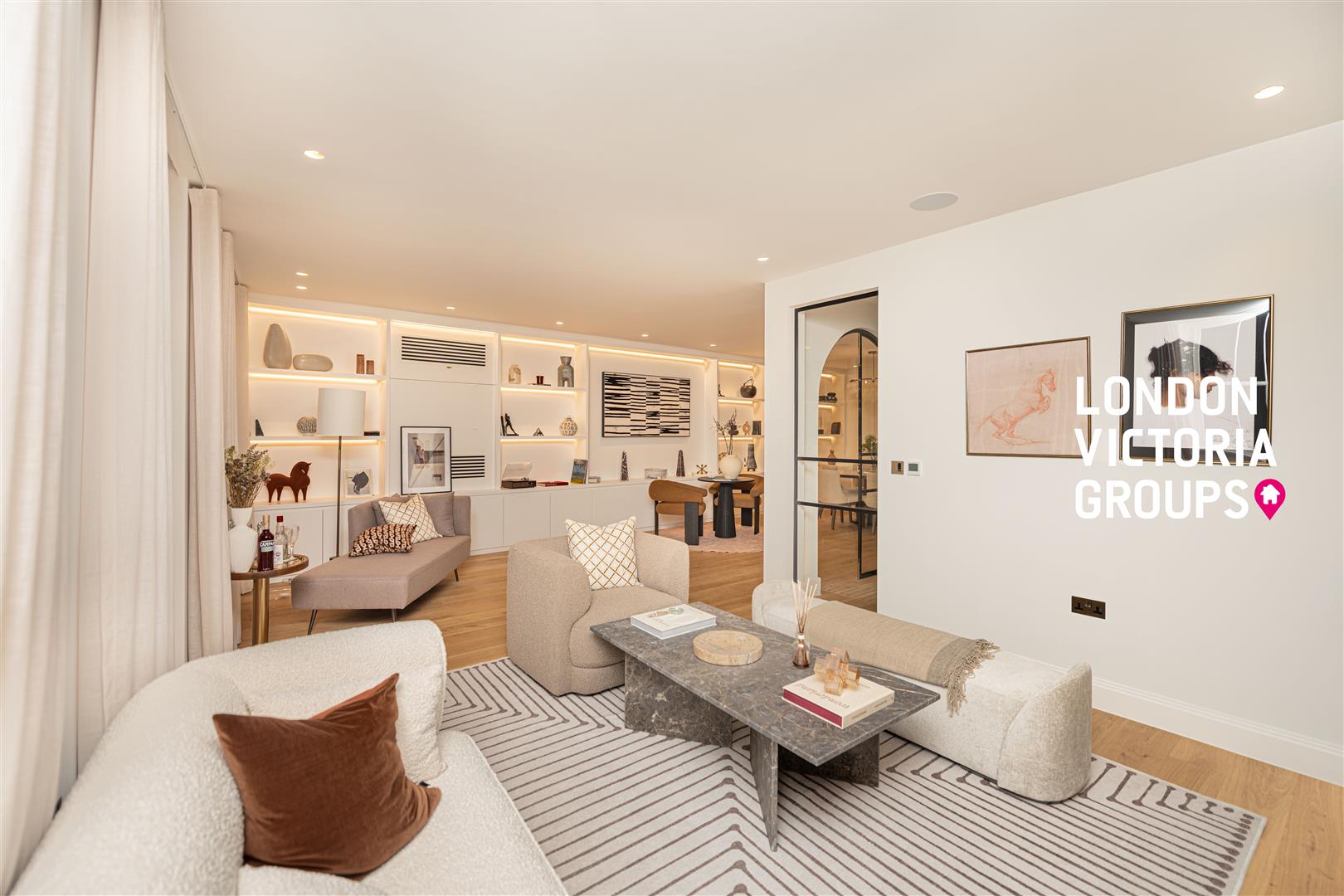 3 bed property in Buckingham Mews, London